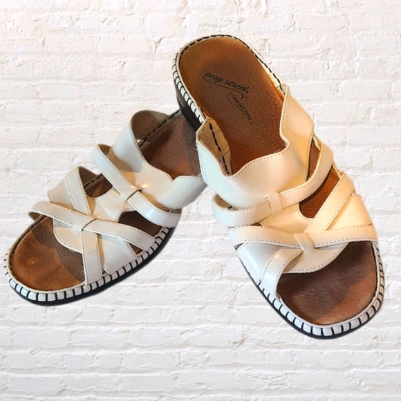Easy Street Comfort Wave Leather White Sandals - Picture 1 of 7